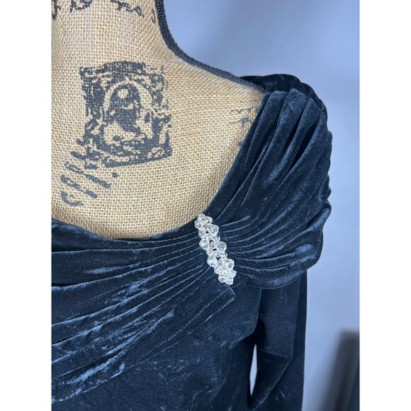 Xscape By Joanna Chen Black Velvet Off-Shoulder Top Lg Elegant Cocktail Party - Picture 4 of 9